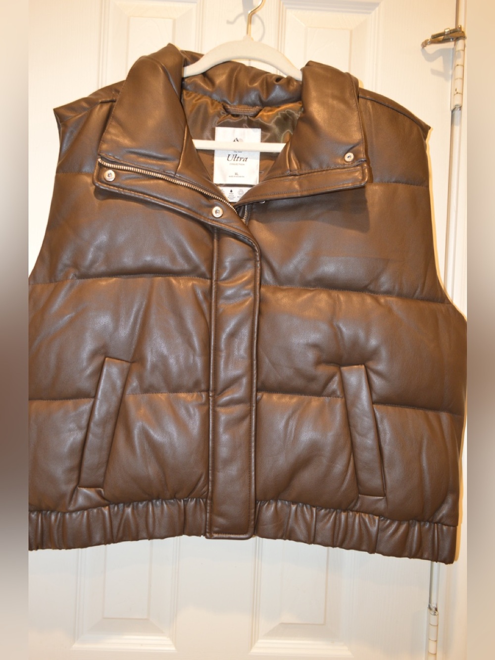 Brown Puffer Vest - Women’s Sleeveless Coat